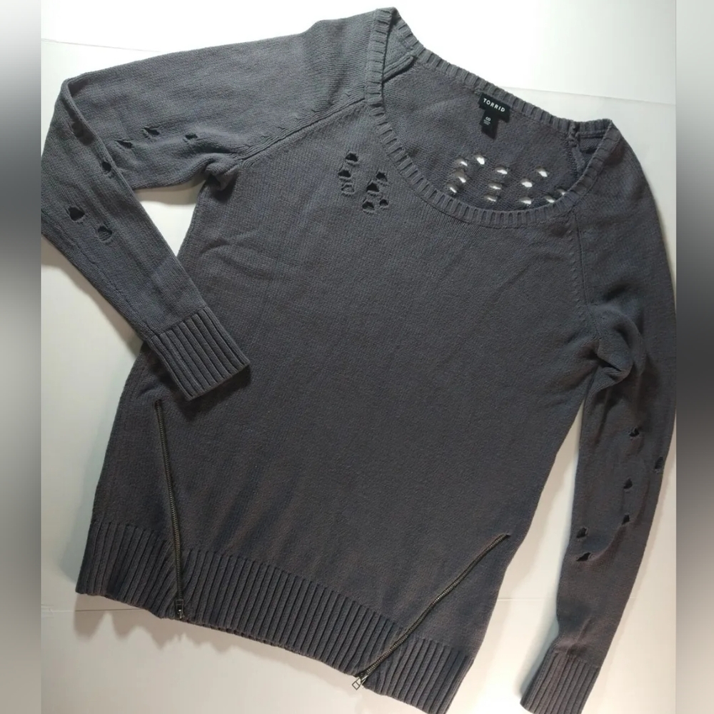 Torrid Distressed Sweater with zippers. Size 1
